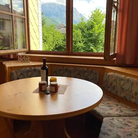 Apartament In Zentraler Lage - Nur Wenige Minuten Zum Und Stadt By Interhome *